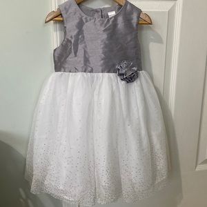 Beautiful Tulle Dress by George in Sz 4T